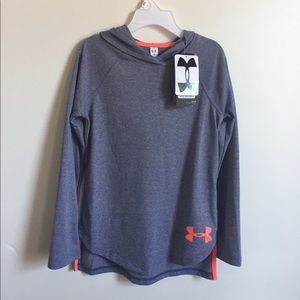 Under Armour young girl’s hooded t shirt NWT